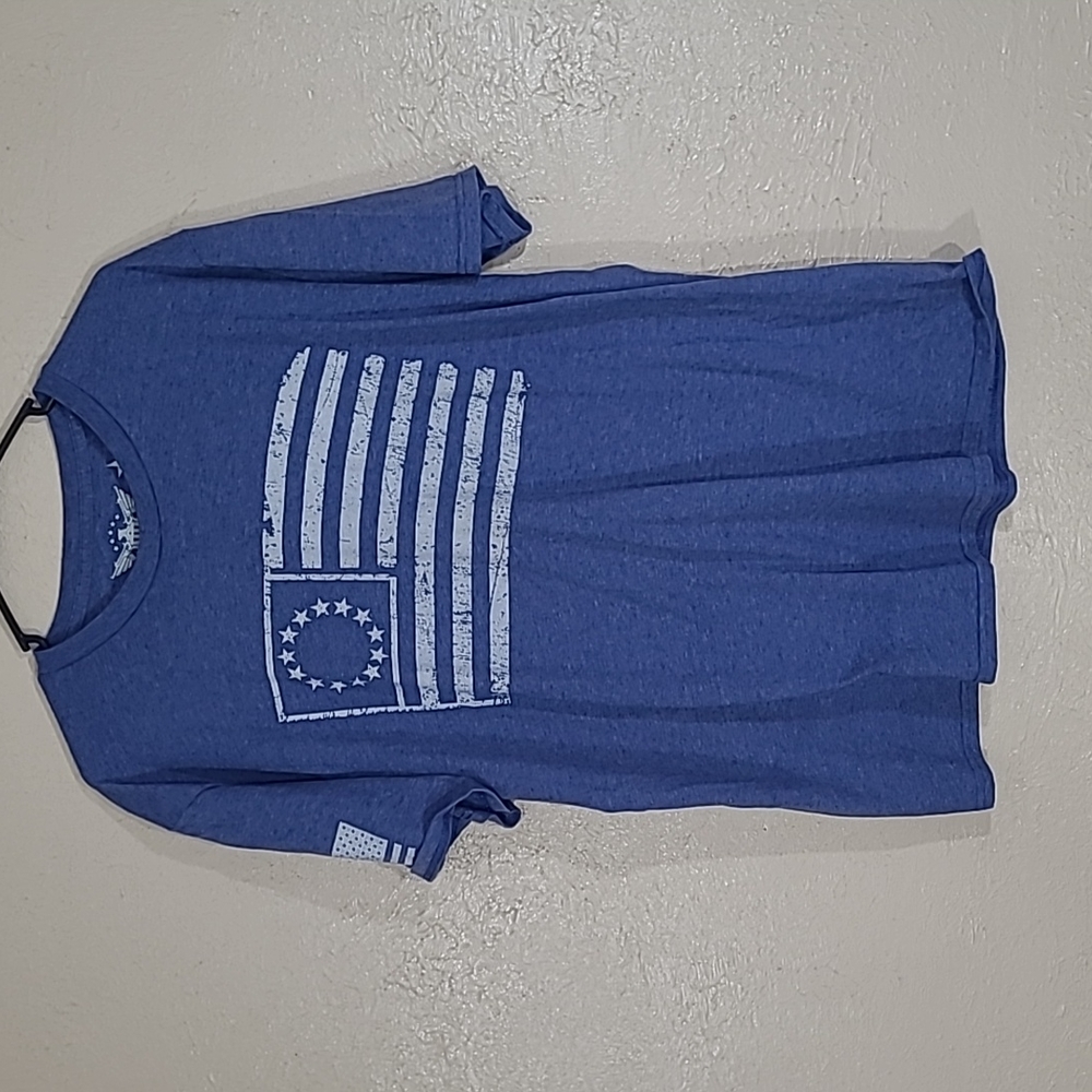 Blue 2AUSA 1776 patriot American flag size XL crewneck t-shirt